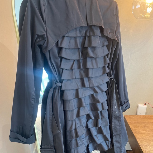 BCBGMaxAzria Ruffle Trench - Picture 2 of 3